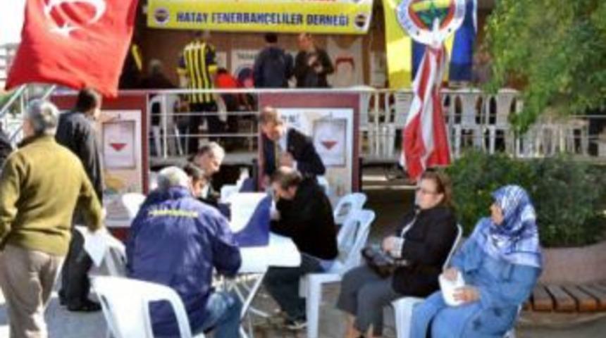 Fenerbah&ccedil;eli taraftarlar, Van i&ccedil;in tek y&uuml;rek oldu