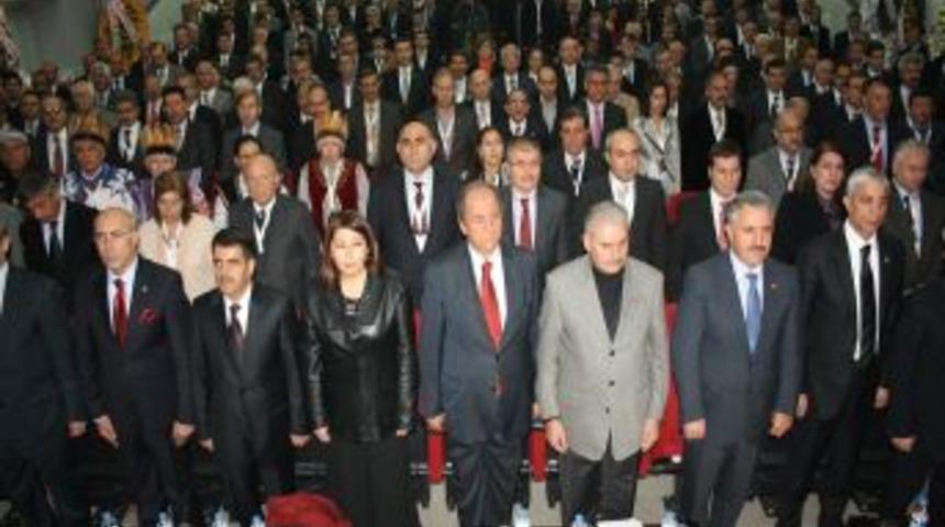 Ulaştırma Bakanı Binali Yıldırım Kars'ta