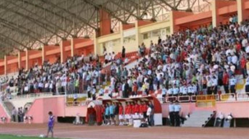 Stadı doldur devrim yap