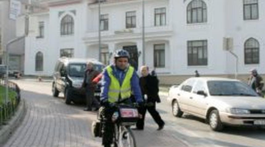 Birlik ve beraberlik i&ccedil;in &Ccedil;anakkale&rsquo;den Van&rsquo;a pedal &ccedil;eviriyor