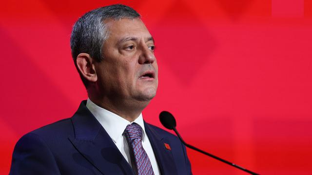 Özgür Özel, Adalet Bakanı Gürlek’e 750 bin lira manevi tazminat ödeyecek