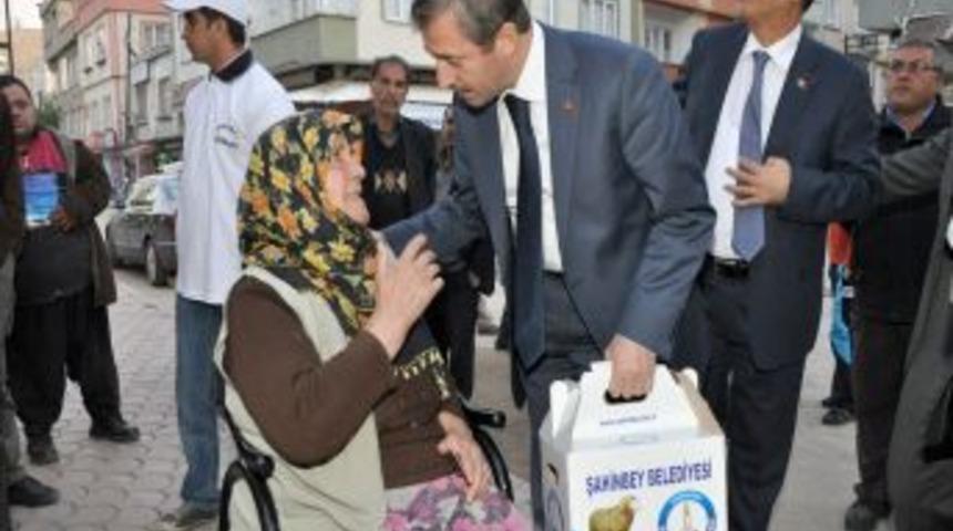 3 bin ailenin evine et girdi