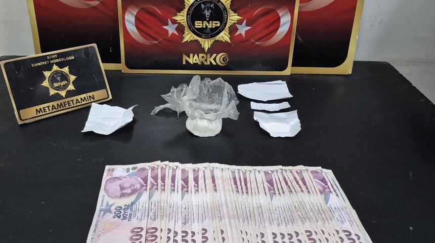 Siirt'te uyuşturucu operasyonu! 3 ş&uuml;pheli tutuklandı
