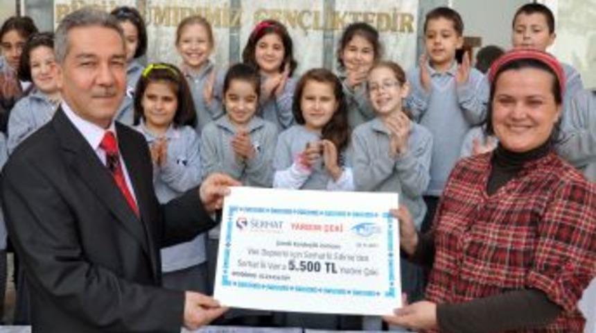 Serhat Koleji &ouml;ğrencileri har&ccedil;lıklarını depremzedelere g&ouml;nderdi