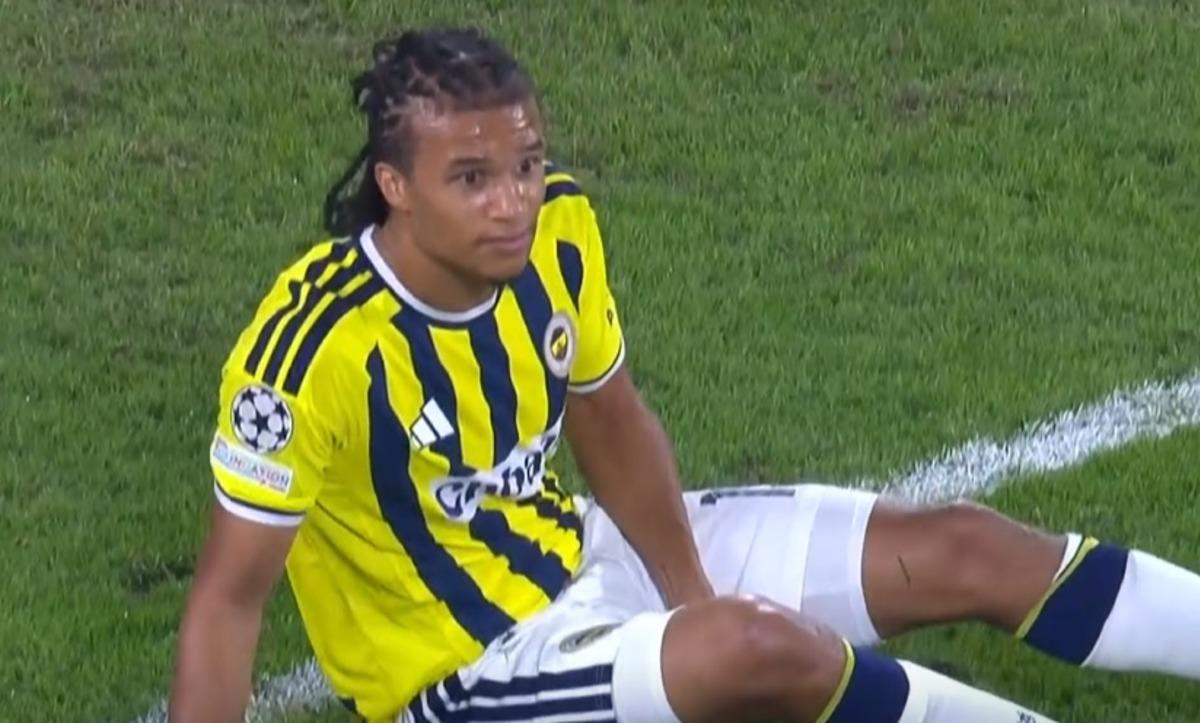 Fenerbah&ccedil;e ye Galatasaray derbisi &ouml;ncesi sakatlık şoku! Oyuna devam edemedi 2