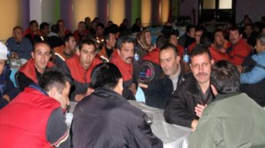 Polis, apartman g&ouml;revlilerini bilgilendirdi