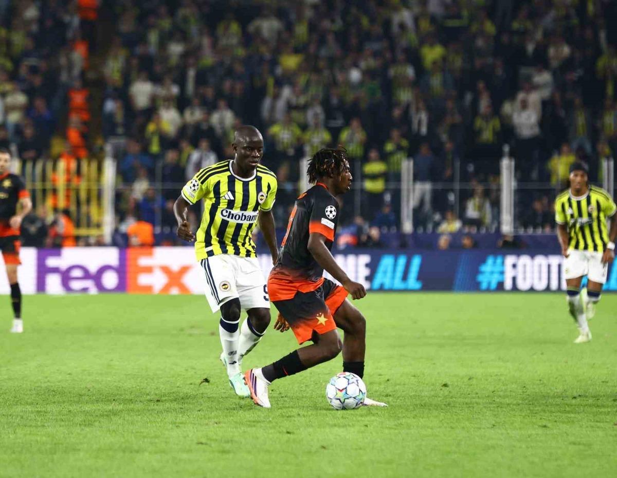 Slavia Prag şoku sonrası Kadıköy karıştı! İsmail Kartal ve Kerem Aktürkoğlu hedefte 1