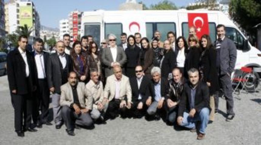 AK Parti Milletvekili Ulema, Van i&ccedil;in kan bağışladı