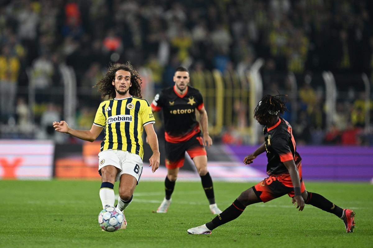 Usta yorumcular Fenerbahçe yi yerden yere vurdu: Çıldırırım, yıkarım buraları 2