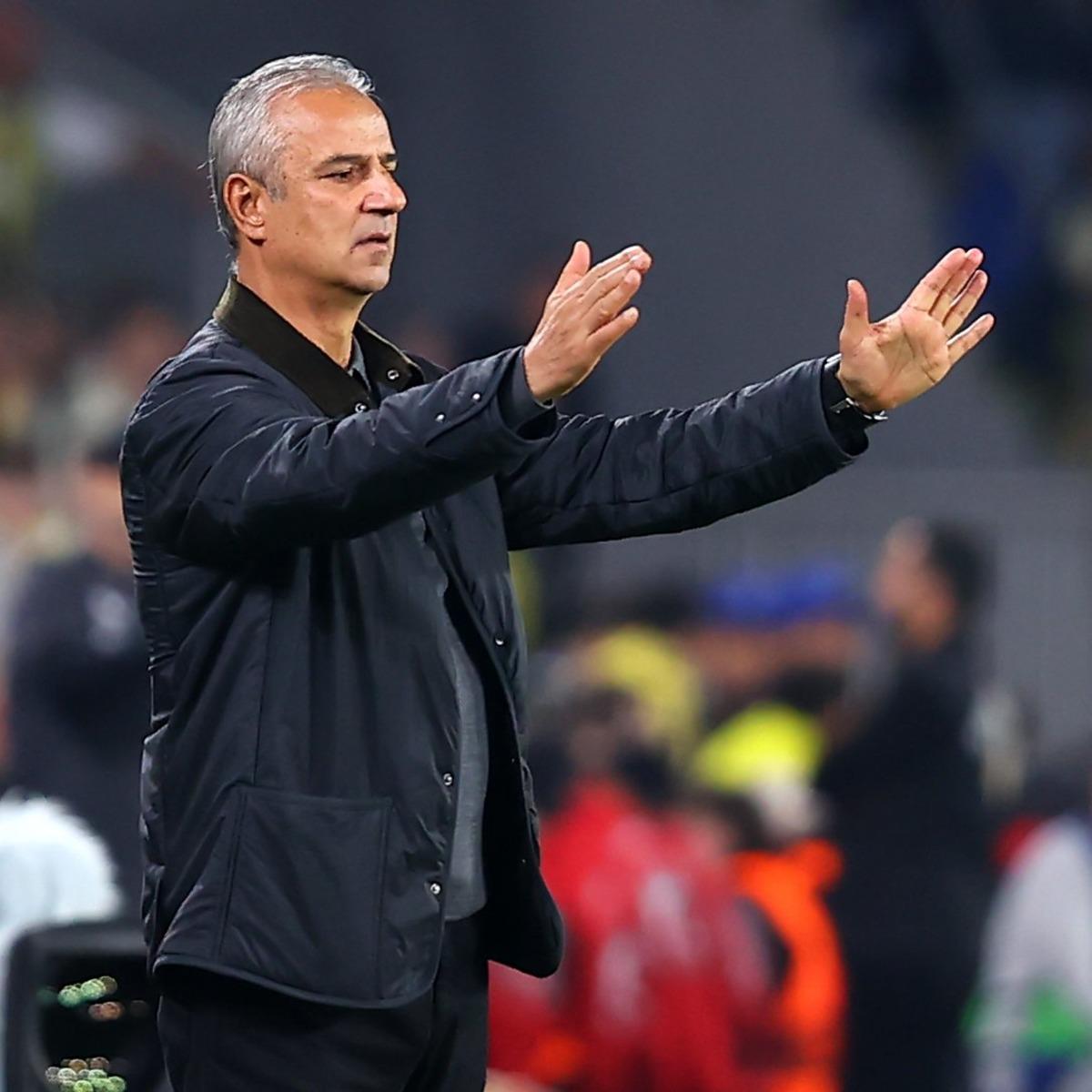 İsmail Kartal’dan istifa tezahüratlarına yanıt! “Derbiyi kazanırız, tekrar barışırız” 2