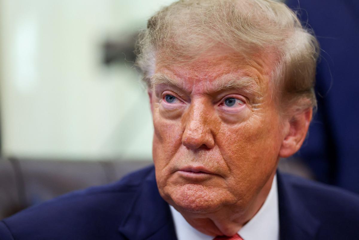 Trump tan Zelenskiy ve Putin a&ccedil;ıklaması: "Anlaşmaları i&ccedil;in aynı odada olmaları gerekmiyor" 2
