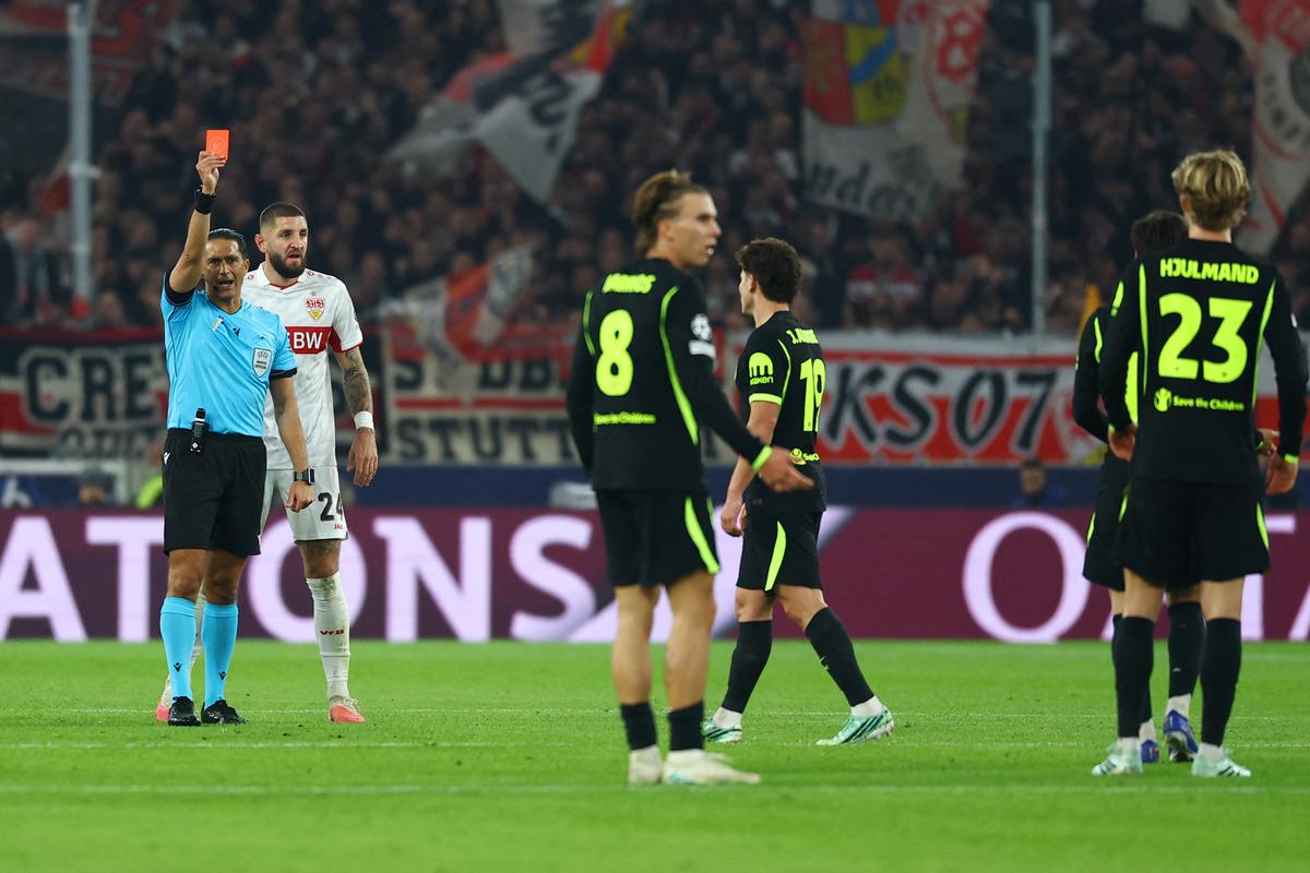 Şampiyonlar Ligi’nde çılgın gece: Tam 40 gol atıldı: Barcelona ya sonunda birisi dur dedi 11