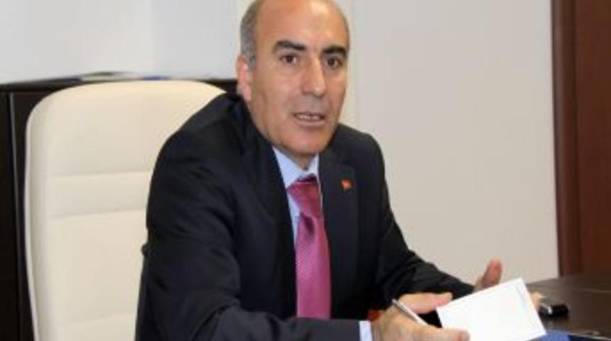 Evden ka&ccedil;an kız &ccedil;ocuklarına polis ablalık yapacak