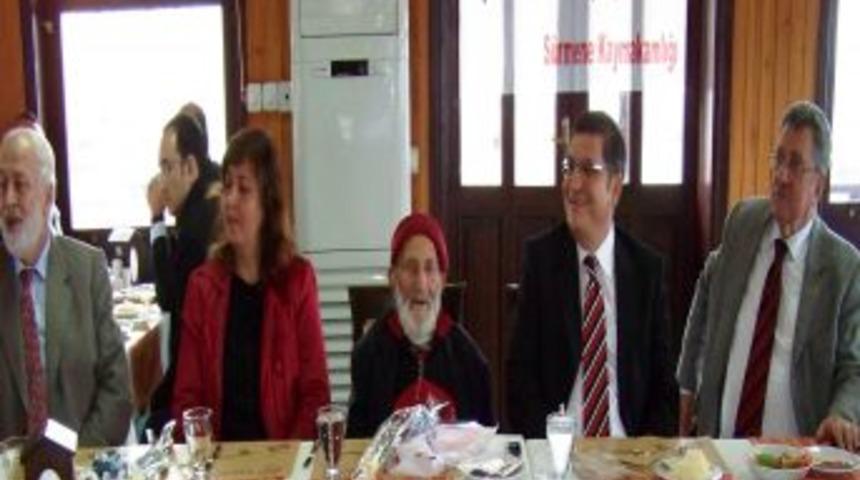 S&uuml;rmene'de yaşlılar 'Evde Yaşlı Bakım Projesi'nde buluştu