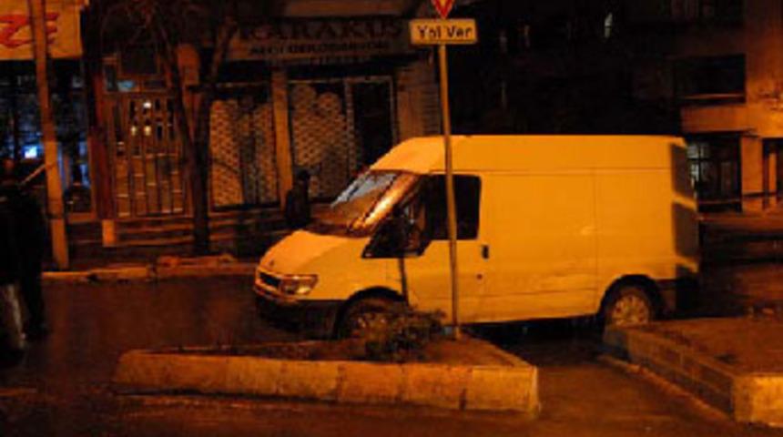 Kovalamaca sırasında balkondaki kadın vuruldu