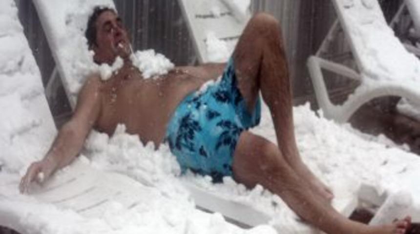 Yalova&rsquo;da kar yağışı keyfe d&ouml;n&uuml;şt&uuml;