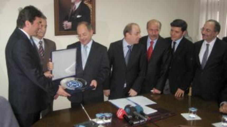 İTO, Erzurum'da şehit Vedat Tetik adına meslek lisesi yaptıracak