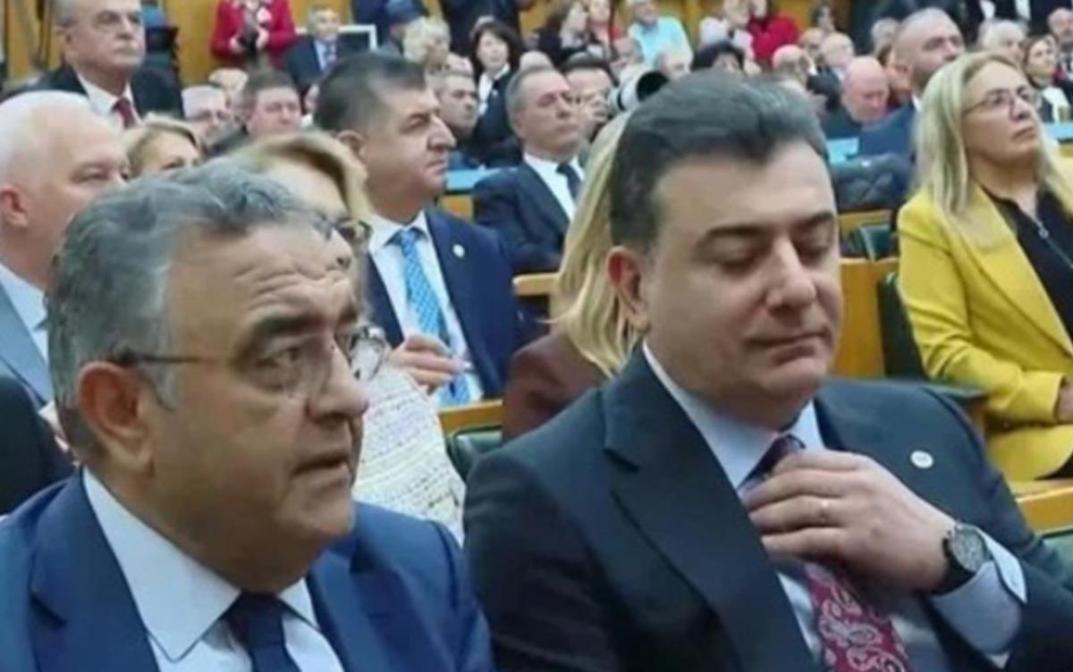 Özgür Özel konuşurken dikkat çeken not! Kameraya yansıdılar: "Bu işlere girmemeli" 1