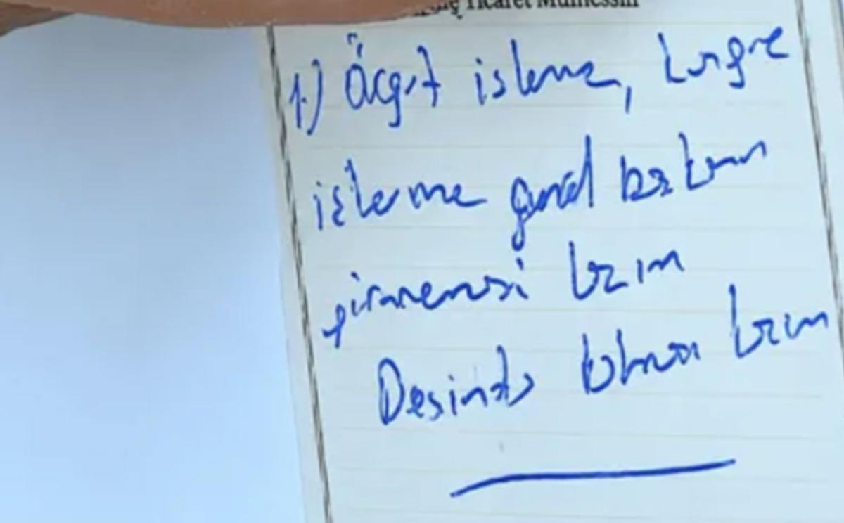 Özgür Özel konuşurken dikkat çeken not! Kameraya yansıdılar: "Bu işlere girmemeli" 2