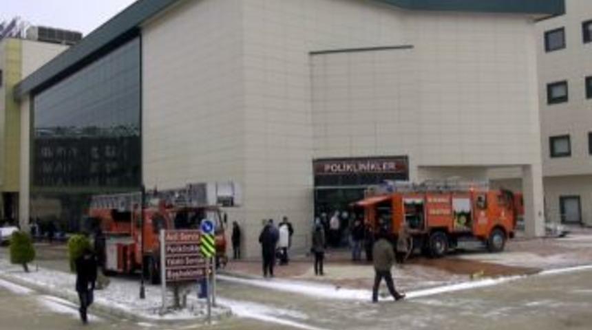 Silivri Devlet Hastanesi&rsquo;nde yangın paniği