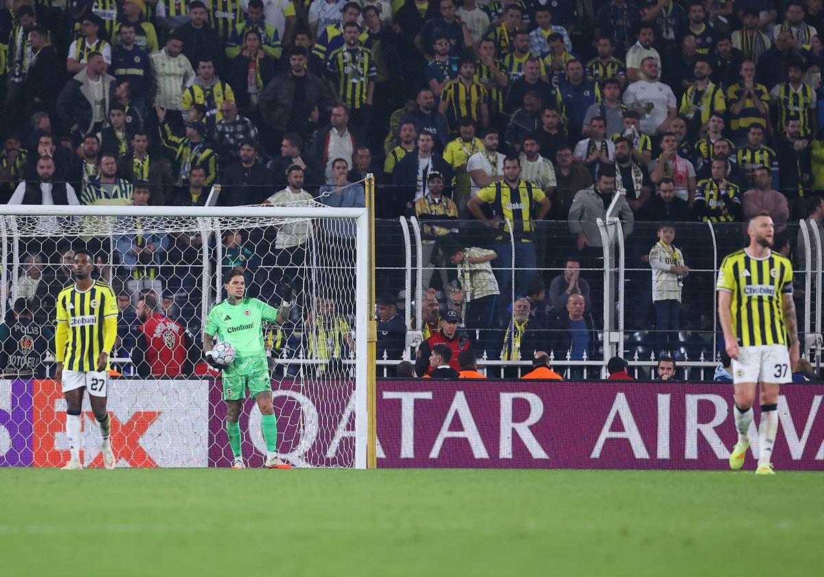 Tam 14 yıl sonra aynı kader! Fenerbahçe Slavia Prag karşısında dev geliri kaçırdı 2