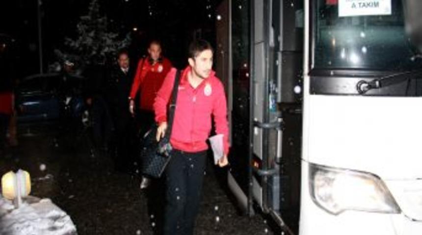 Galatasaray Kervansaray Otel'de kampa girdi