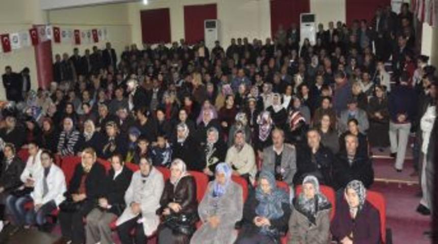 Fem Dersanesi'nden velilere seminer