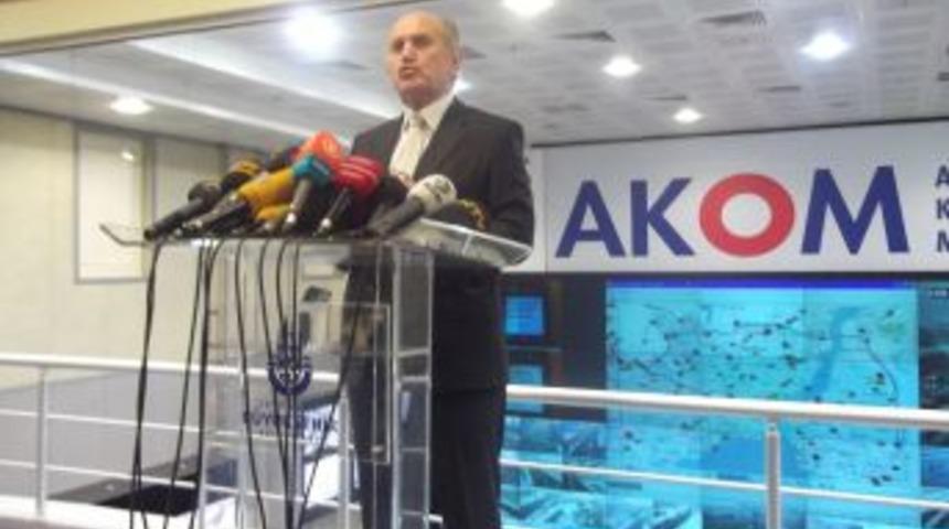 Topbaş: İstanbullular tedbiri elden bırakmasın