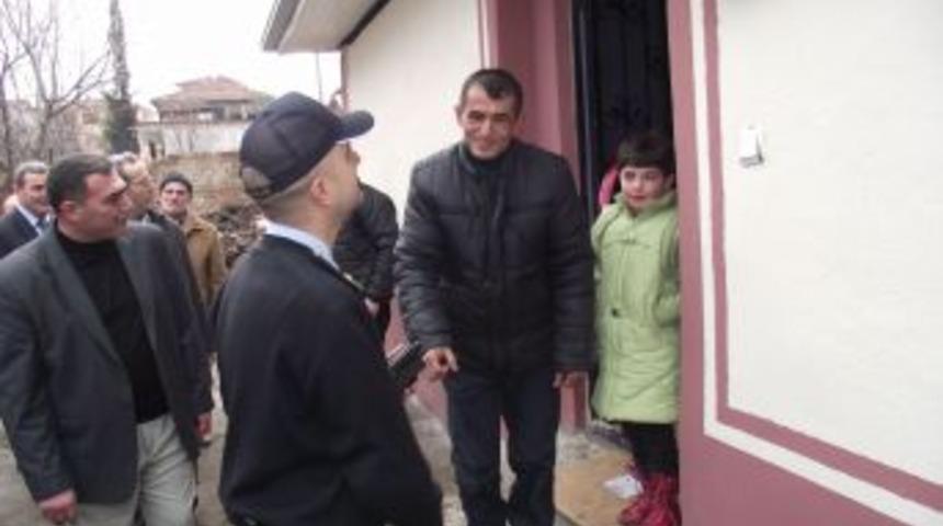 Kurt ailesi sıcak yuvasına kavuştu