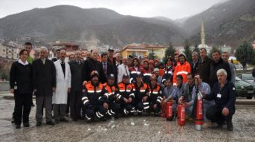 Hastanede yapılan yangın tatbikatı ger&ccedil;eğini aratmadı