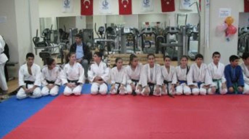Geleceğin judocuları yetişiyor