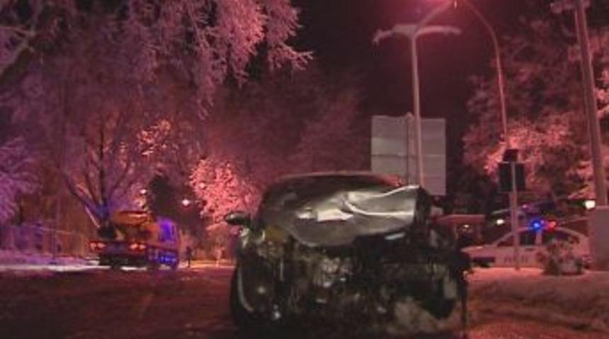 Ankara&rsquo;da buzlanma kazası: 2&rsquo;si ağır, 7 yaralı