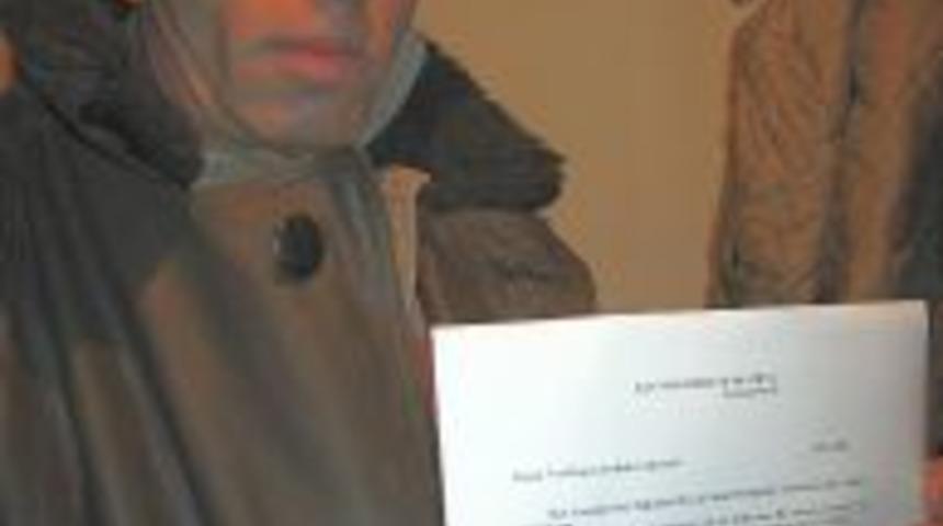 Depremzedeleri barındırmak isteyen Kağızmanlı