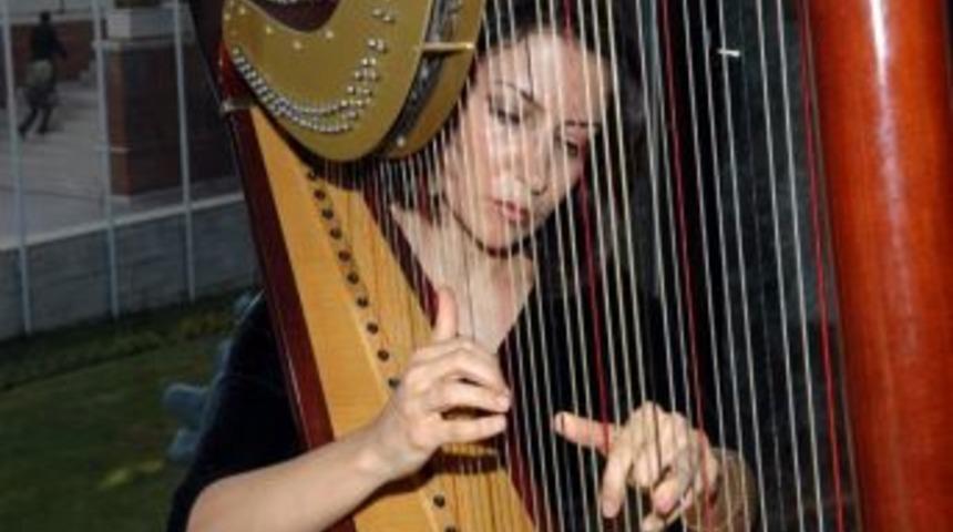 Arp sanat&ccedil;ısı Necipoğlu&rsquo;nun cenazesi İstanbul&rsquo;da toprağa verilecek