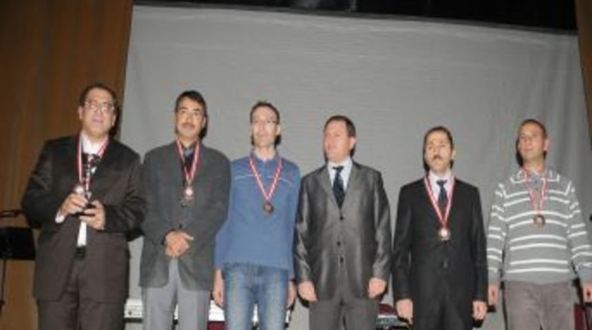 &Ccedil;orum'da &Ouml;ğretmenler G&uuml;n&uuml;'ne &ouml;zel programlar başladı