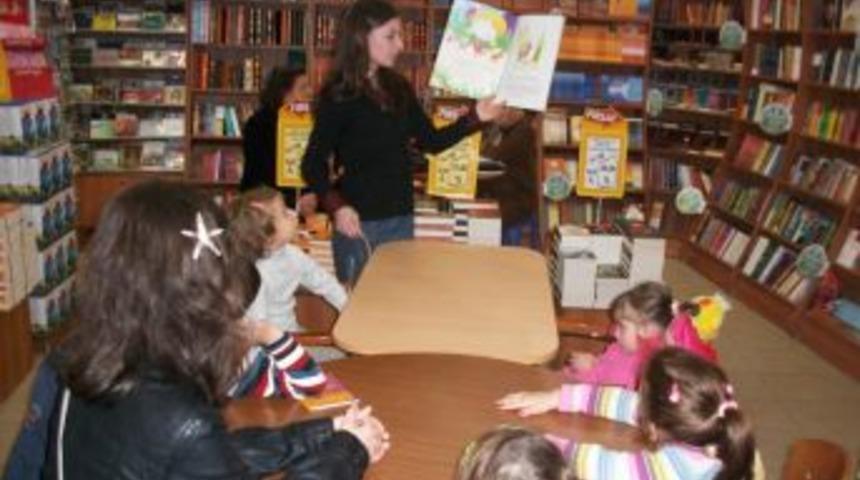 NT Mağazası &Ccedil;orlu Şubesi'nde &ccedil;ocuk gelişimi uzmanı b&uuml;y&uuml;k ilgi g&ouml;r&uuml;yor