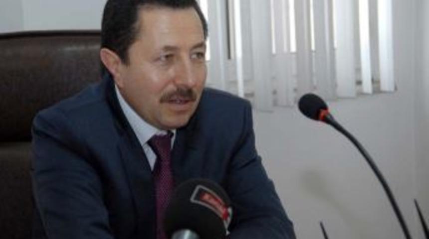 Balkanlıoğlu: Gen&ccedil;lere m&uuml;teşebbislik ruhu verilmiyor, işsizlik &ccedil;ığ gibi b&uuml;y&uuml;yor