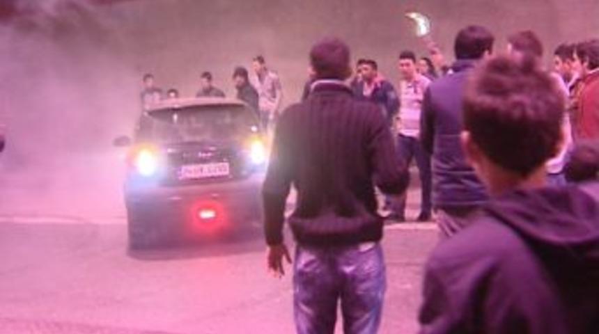 Asker uğurlama konvoyları &ouml;l&uuml;me davetiye &ccedil;ıkarıyor