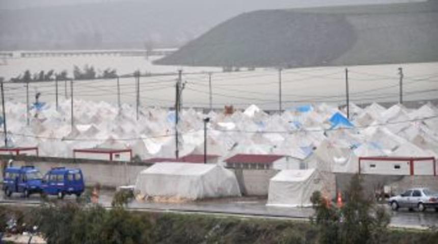 Suriyelilerin balık keyfi