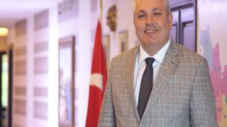 KASİAD Başkanı Hacıkerimoğlu: Geleceğin şekillenmesinde &ouml;ğretmenleri emeği b&uuml;y&uuml;k