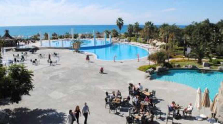Barut: Turizmi 12 aya &ccedil;ıkarmak i&ccedil;in turizm &ccedil;eşitliliğini artırmak gerekir