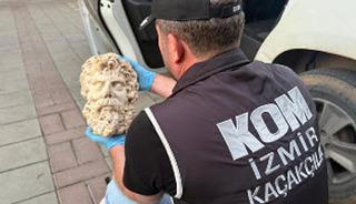 İzmir'de bulundu! 2 bin yıllık Zeus heykeli ele ge&ccedil;irildi