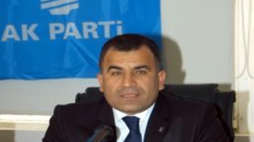 AK Parti &Ccedil;ukurova İl&ccedil;e Başkanlığı yeni y&ouml;netimini tanıttı