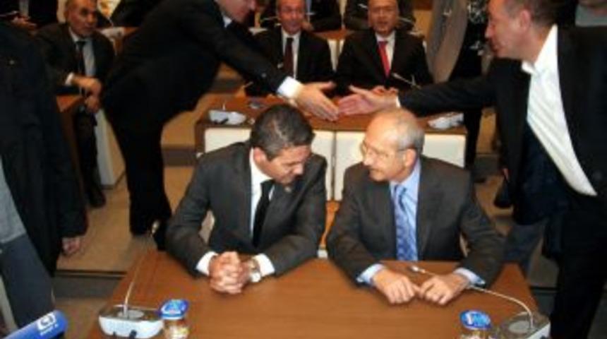 Kılı&ccedil;daroğlu: &Ouml;z&uuml;r dilemek yetmez, devletin arşivleri a&ccedil;ılmalı