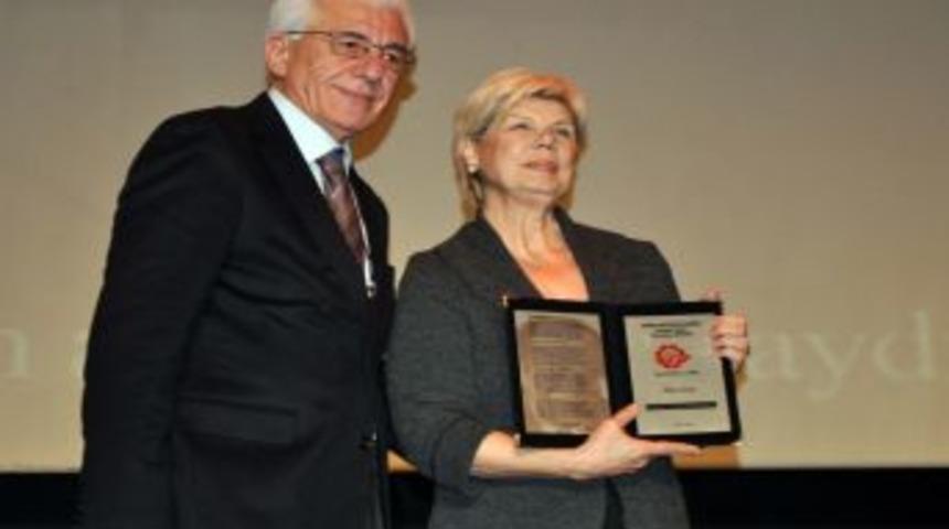 &Ccedil;etin Doğan'ın eşi Nilg&uuml;n Doğan