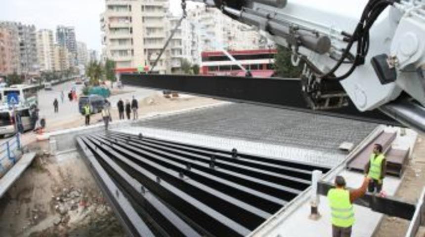 B&uuml;y&uuml;kşehir ekipleri 130 ayrı noktada &ccedil;alışıyor