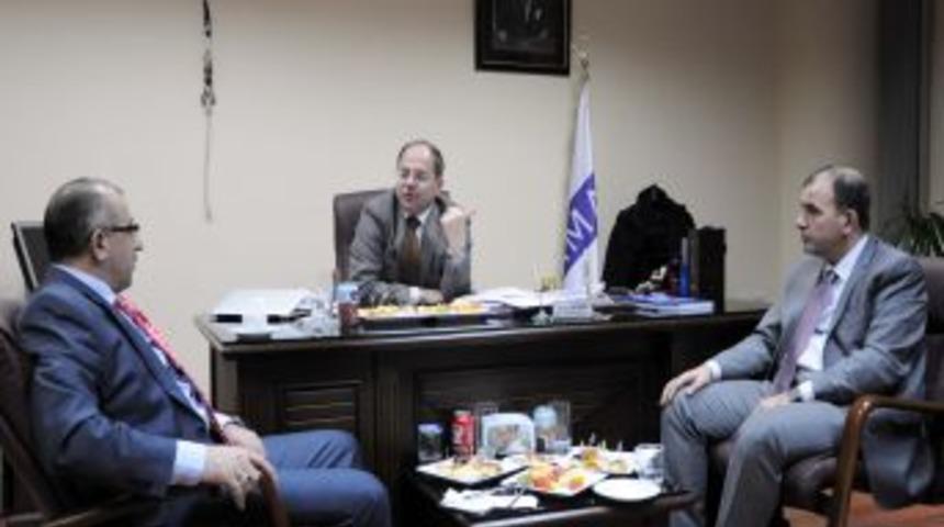 Bakan Akdağ: Demokrasinin gelişimi i&ccedil;in cesur yayınlar artmalı