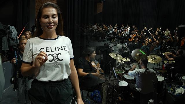 Ebru Yaşar'ın Arena sahnesine geri sayım! Dev sahne ve görkemli prodüksiyon