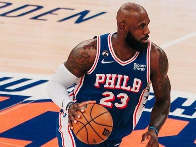 LeBron James, Philadelphia ile ilk ma&ccedil;ında 12 sayı kaydetti