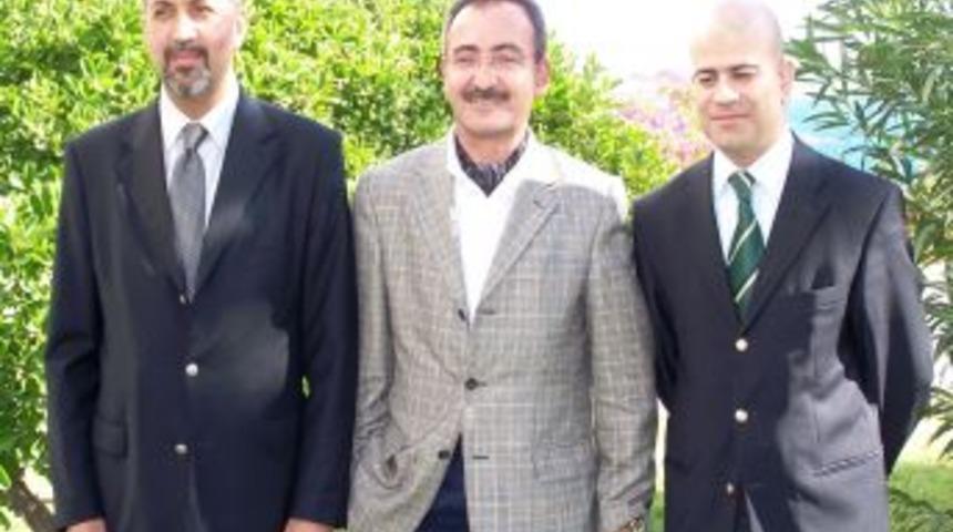 Gediz &Uuml;niversitesi, hukuk&ccedil;ulara yeni kanunlar hakkında seminer veriyor